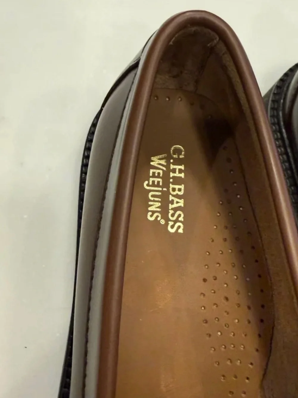 G H Bass Weejuns men’s  Larson Lug Sole Loafers Sz US 8.5 NEW
